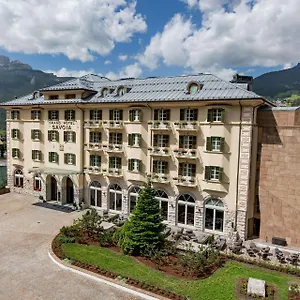 Grand Savoia Cortina D'ampezzo, A Radisson Collection Cortina dʼAmpezzo
